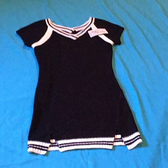 Lightweight sweater dress in medium ladies NWT - Picture 6 of 8